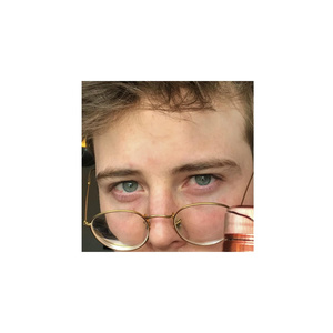 草莓视频未满十八岁禁止观
